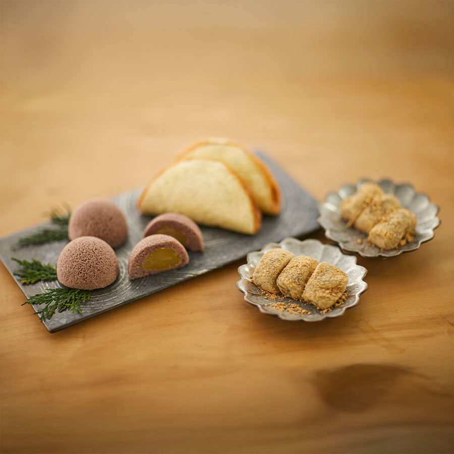 お彼岸のお供え、何を選ぶ ── 和菓子が選ばれる理由